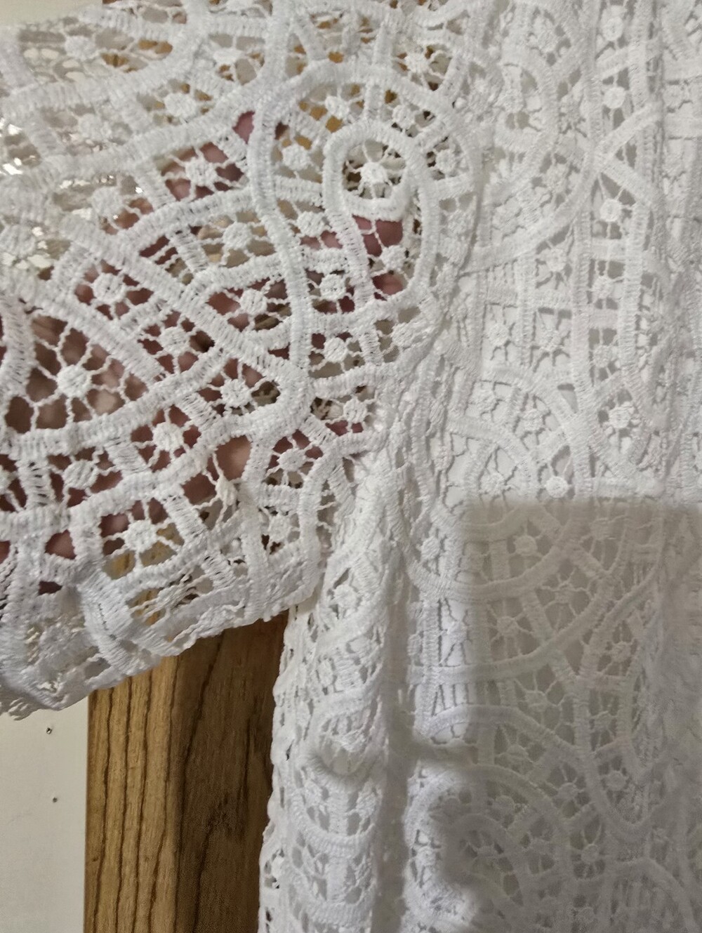Philosophy White Lace Crochet Short Sleeve Top - Picture 5 of 6